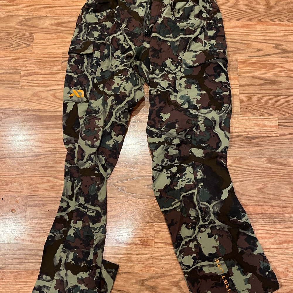 First Lite Men's Camouflage Guide Pants